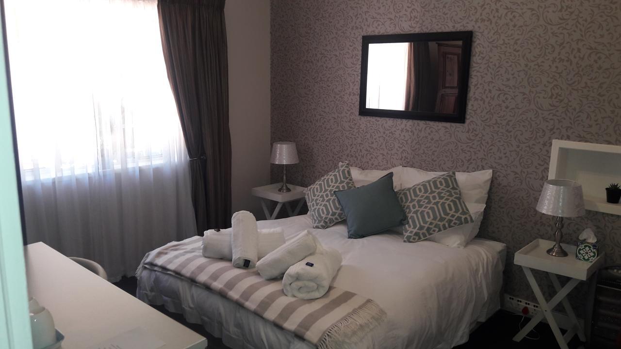 R & R'S Retreat Bed and Breakfast Johannesburg Eksteriør billede